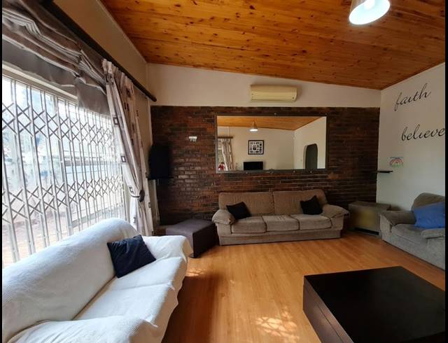 4 BEDROOM HOUSE FOR SALE IN MEYERTON EXT 6